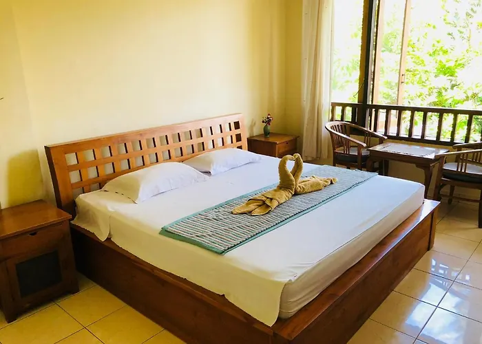 Padangbai Beach Inn *