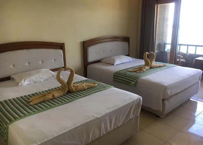 Padangbai Beach Inn パダンバイ